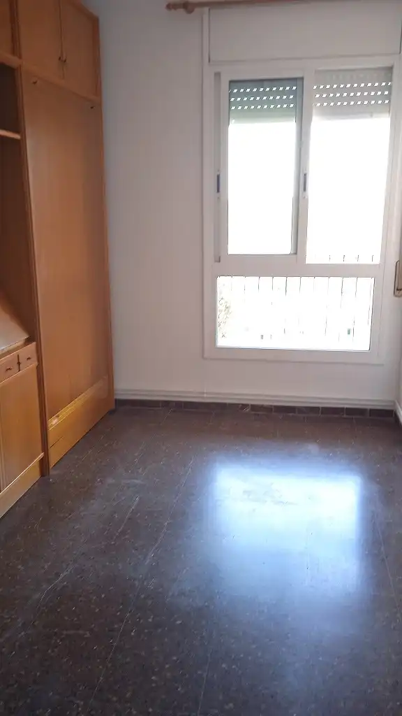 Dormitori de Pis en venda en Tarragona amb Calefacció, Moblat i Forn