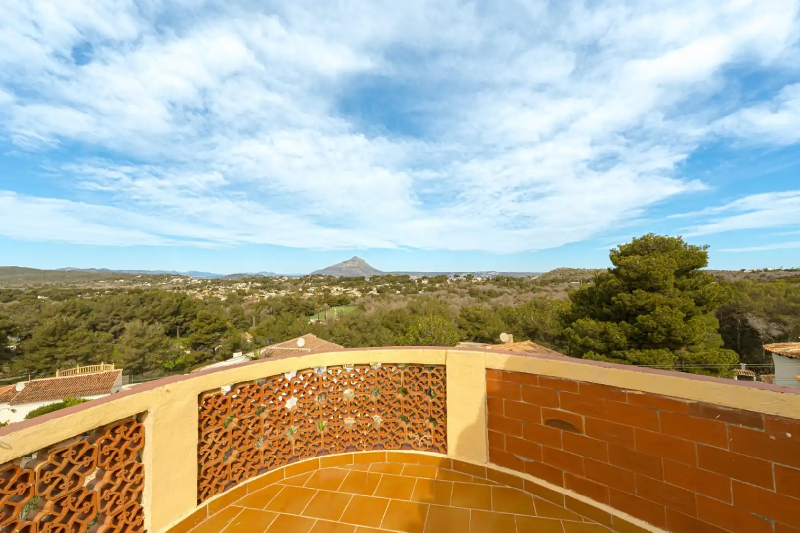 Vista exterior de Casa o xalet en venda en Jávea / Xàbia amb Aire condicionat, Calefacció i Jardí privat