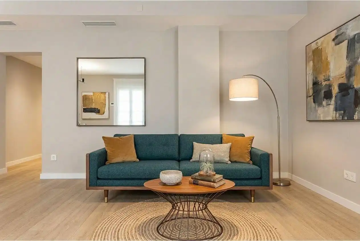 Sala de estar de Piso en venta en Barcelona con Calefacción y Piscina comunitaria