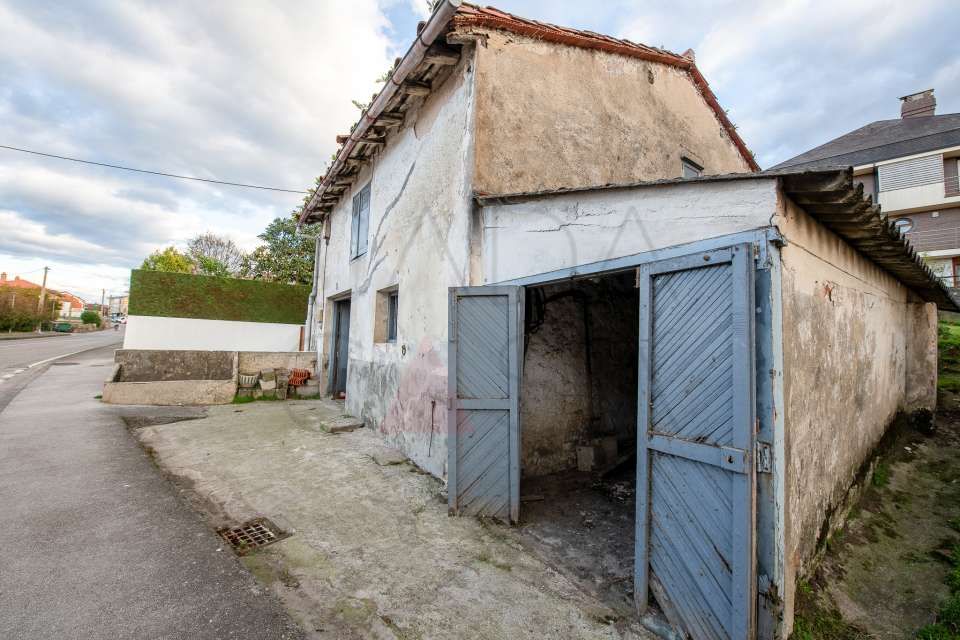 Vista exterior de Casa o xalet en venda en Marina de Cudeyo amb Traster