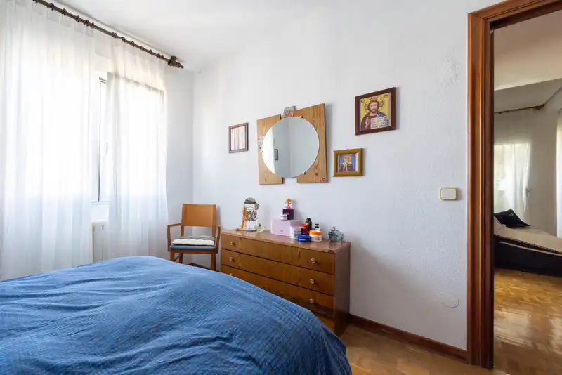 Dormitori de Pis en venda en Madrid amb Calefacció i Terrassa