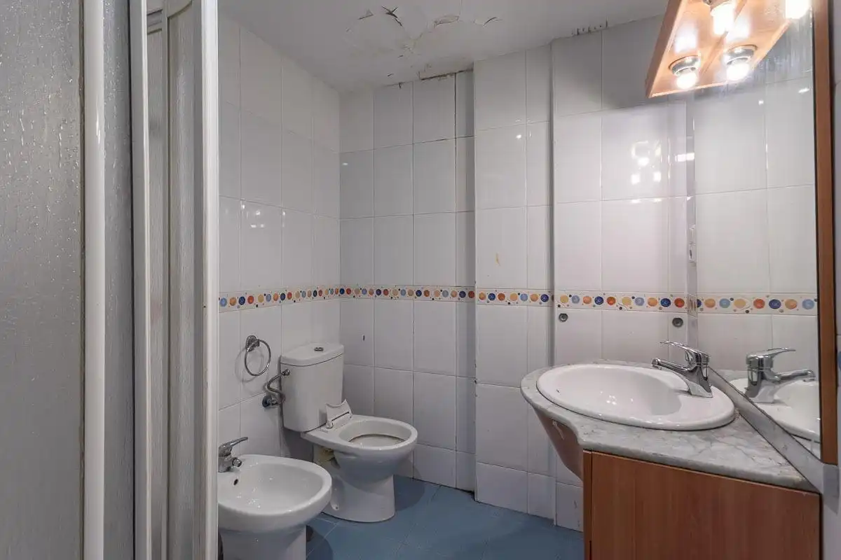 Flat with terrace for sale in Calle Reina Mora, imagen 13