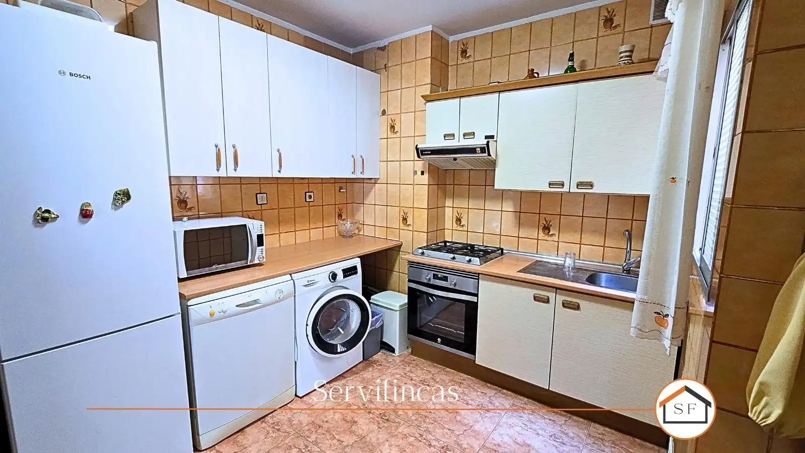 Küche von Wohnung zum Verkauf in Madrid mit Klimaanlage, Heizung und Parkett
