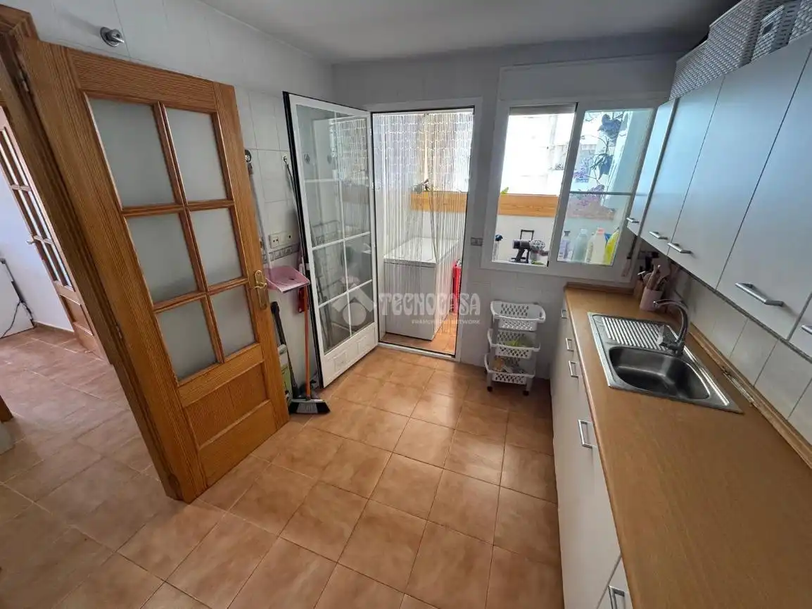Cuina de Pis en venda en Estepona amb Terrassa