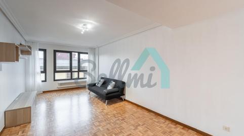 Foto 2 de Pis de lloguer a Matilde García del Real, Fozaneldi - Tenderina, Asturias