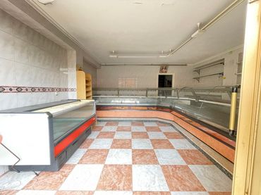 Local comercial en venda a Calle Periodista Francisco Giles Jiménez, 11, Granada, Spain 11