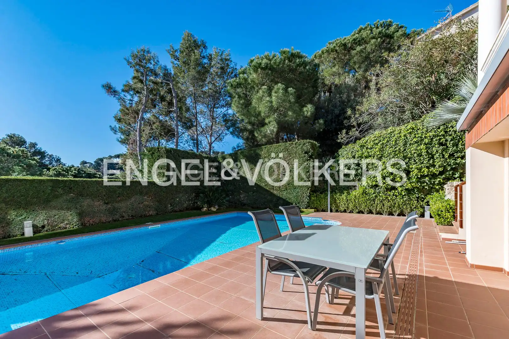 Terrassa de Casa o xalet en venda en Cabrils amb Aire condicionat, Calefacció i Parquet