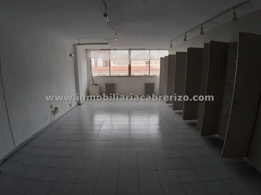 Ufficio con ascensore in vendita a Calle General Vara de Rey 41, imagen 6