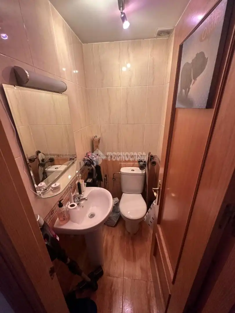Baño de Piso en venta en Fuenlabrada con Calefacción y Terraza