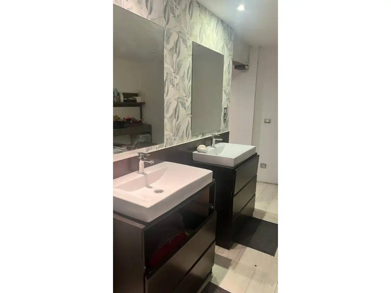 Baño de Piso en venta en Valencia con Aire acondicionado, Jardín privado y Amueblado