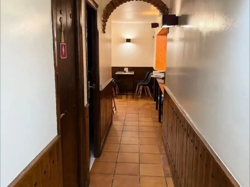 Local en traspaso en  Logroño con Aire acondicionado, Calefacción y Amueblado