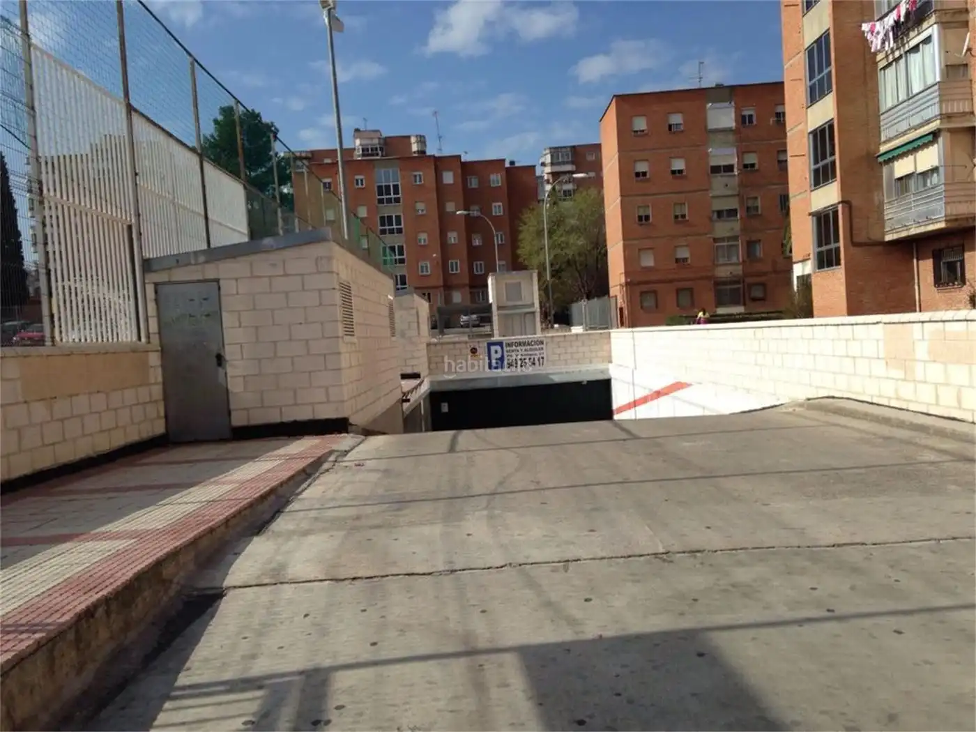 Einzelparkplatz zur Miete in Calle de Brianda de Mendoza y Luna 22