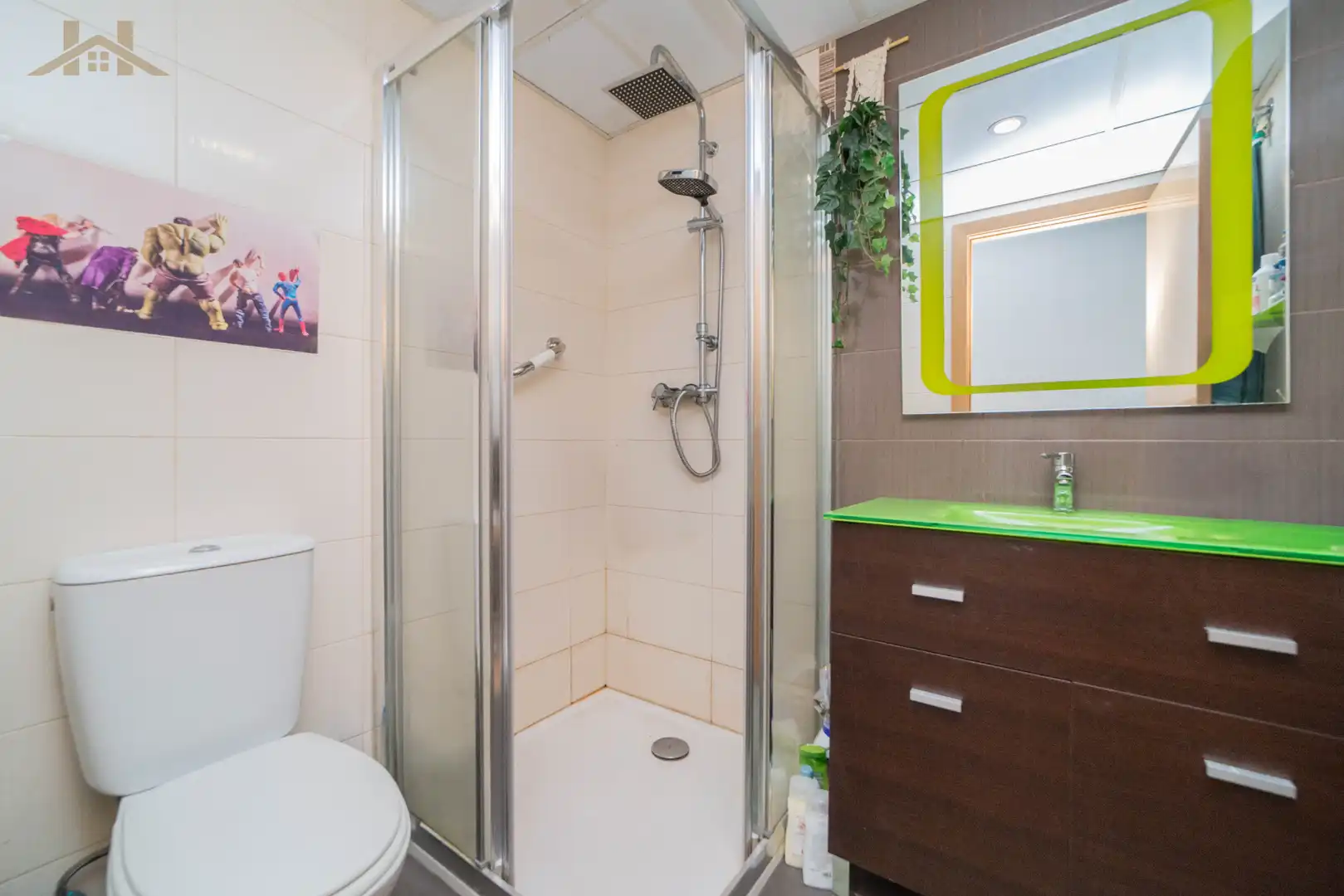 Bathroom of Flat for sale in Móstoles  with Air Conditioner, Heating and Storage room