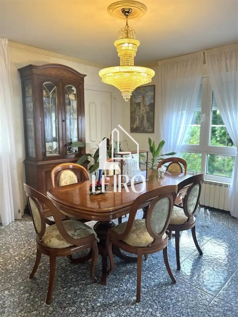 Comedor de Casa o chalet en venta en Santiago de Compostela  con Jardín privado