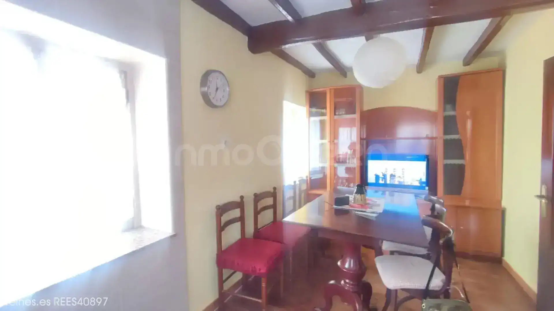 Menjador de Casa o xalet en venda en Yernes y Tameza amb Terrassa