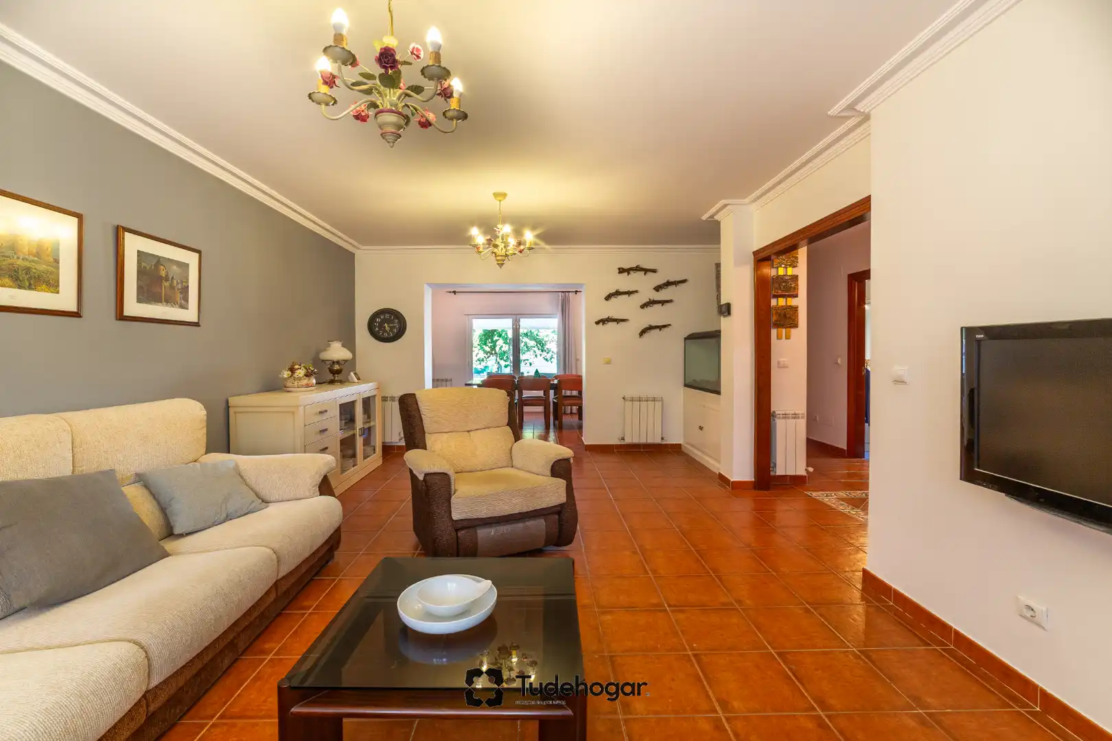 Sala de estar de Casa o chalet en venta en Tudela de Duero con Calefacción, Jardín privado y Amueblado