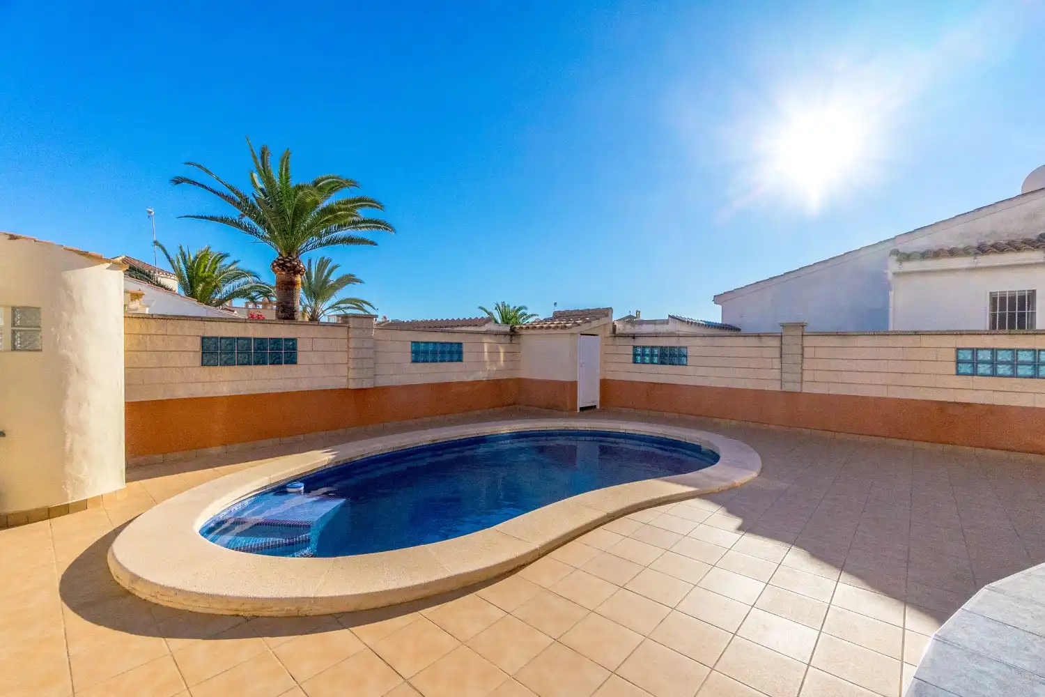 Chalet con piscina en venta en Orihuela Costa, imagen 5