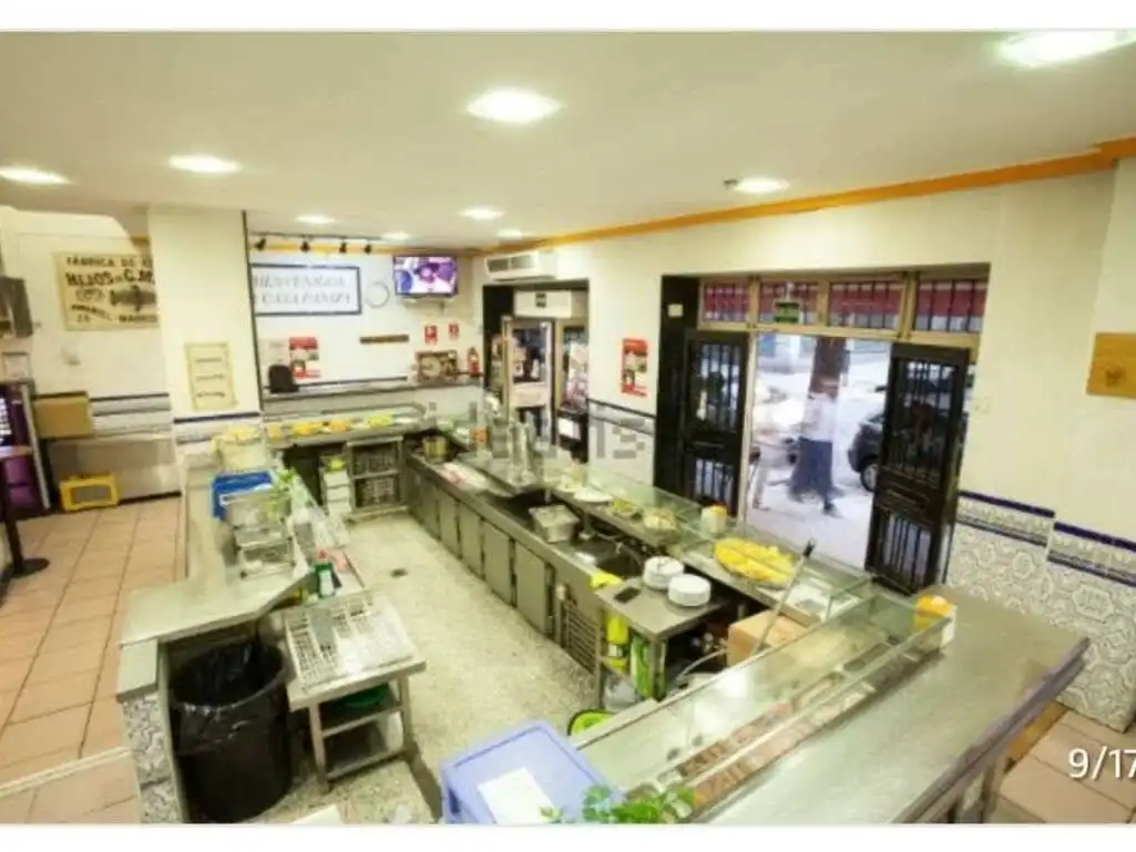 Local comercial en venda a C. de Orense 39, imagen 2