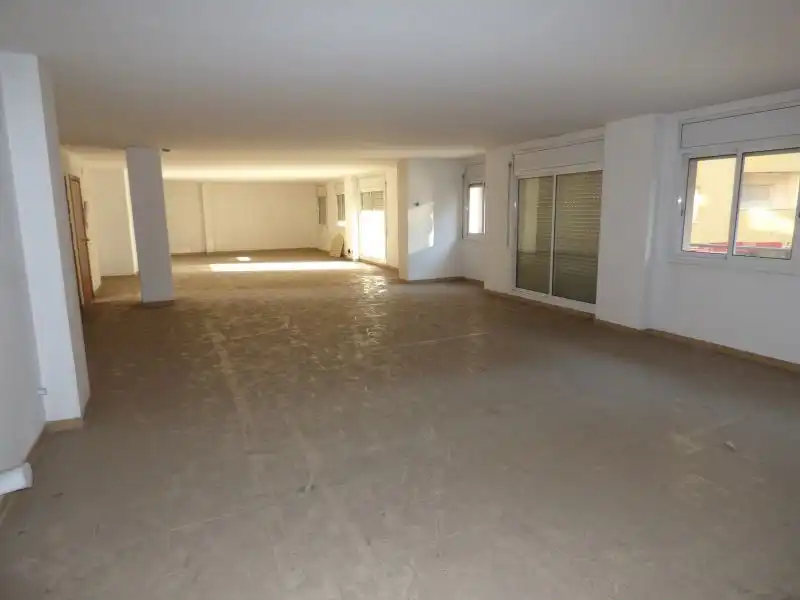 Oficina de alquiler en Manresa con Terraza
