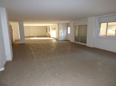 Oficina amb ascensor de lloguer a Poble Nou