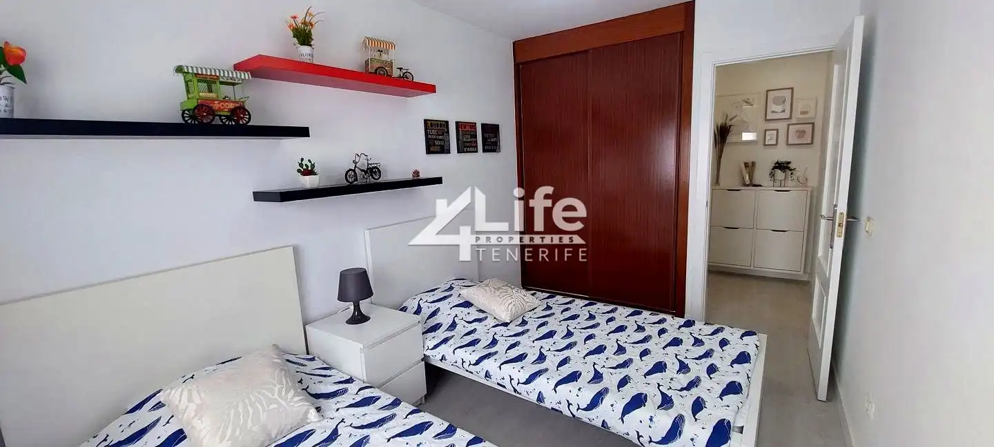 Bedroom of Flat for sale in Adeje  with Air Conditioner, Terrace and Furnished