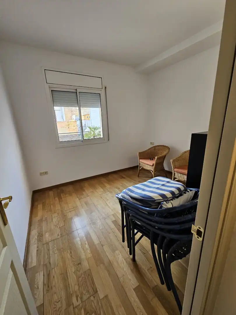 Schlafzimmer von Wohnung zum Verkauf in Vilanova i la Geltrú mit Klimaanlage, Parkett und Terrasse