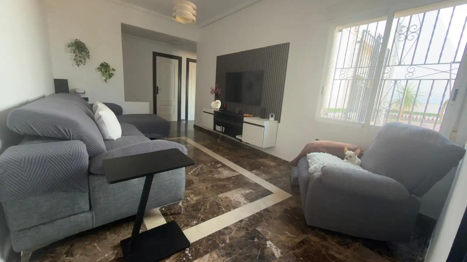 Sala d'estar de Casa adosada en venda en La Unión amb Aire condicionat, Jardí privat i Terrassa