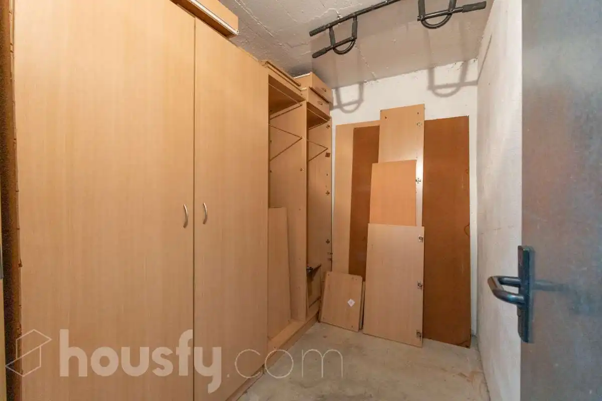 Wohnung zum Verkauf in Sant Martí Sarroca mit Privatgarten, Abstellraum und Gemeinschaftspool