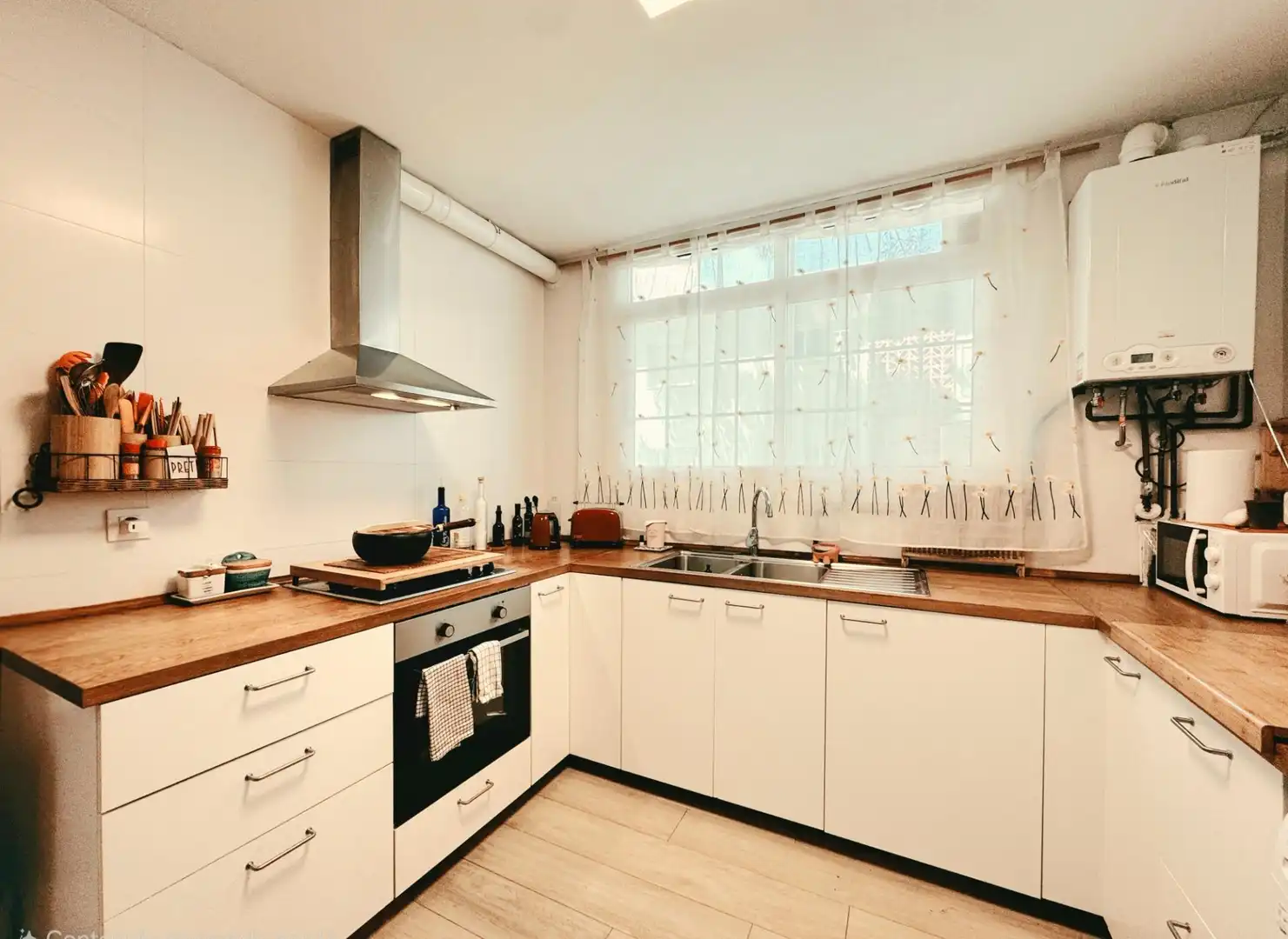 Kitchen of Flat for sale in Castelldefels  with Heating, Parquet flooring and Terrace