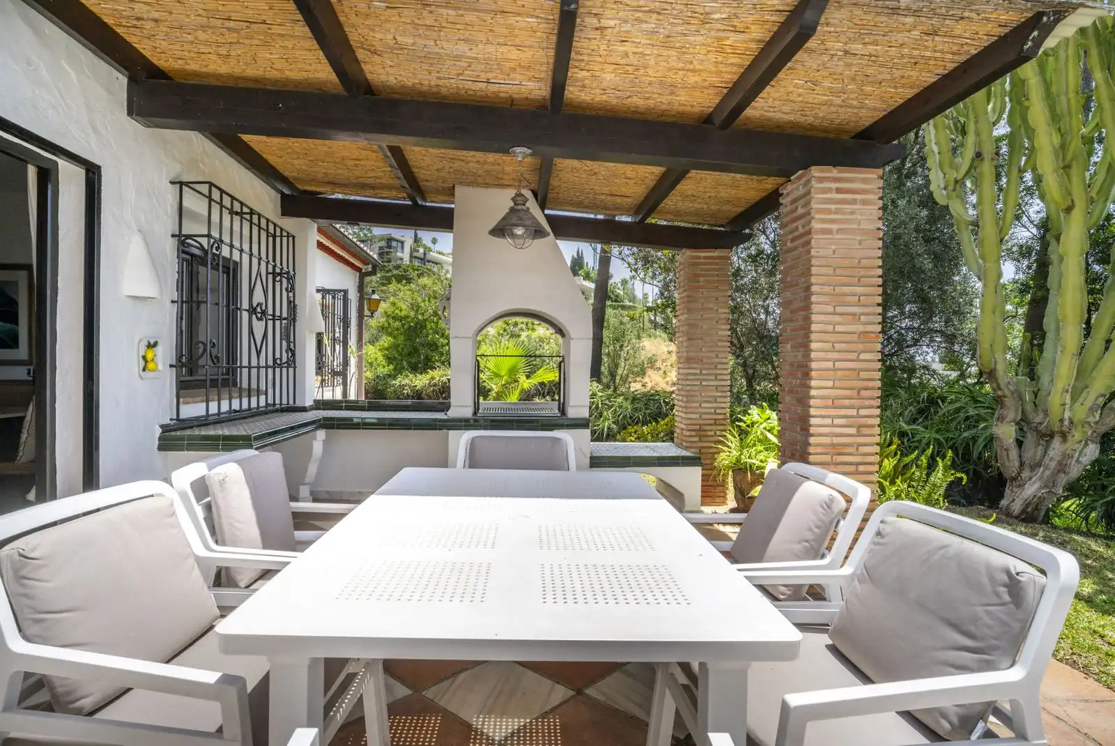 Terraza de Casa o chalet en venta en Benahavís con Aire acondicionado, Terraza y Piscina