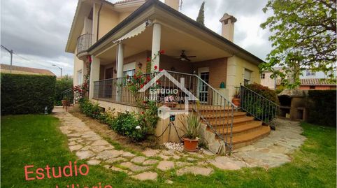 CHALET EN MENDAVIA A 5 MINUTOS DEL CENTRO