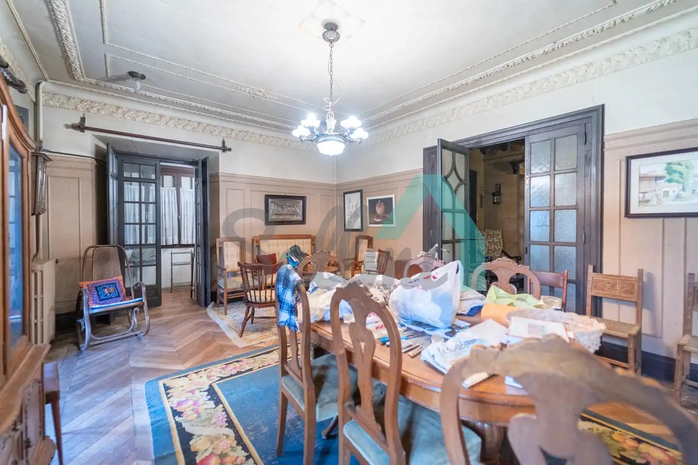 Menjador de Casa o xalet en venda en Piloña amb Jardí privat, Parquet i Terrassa
