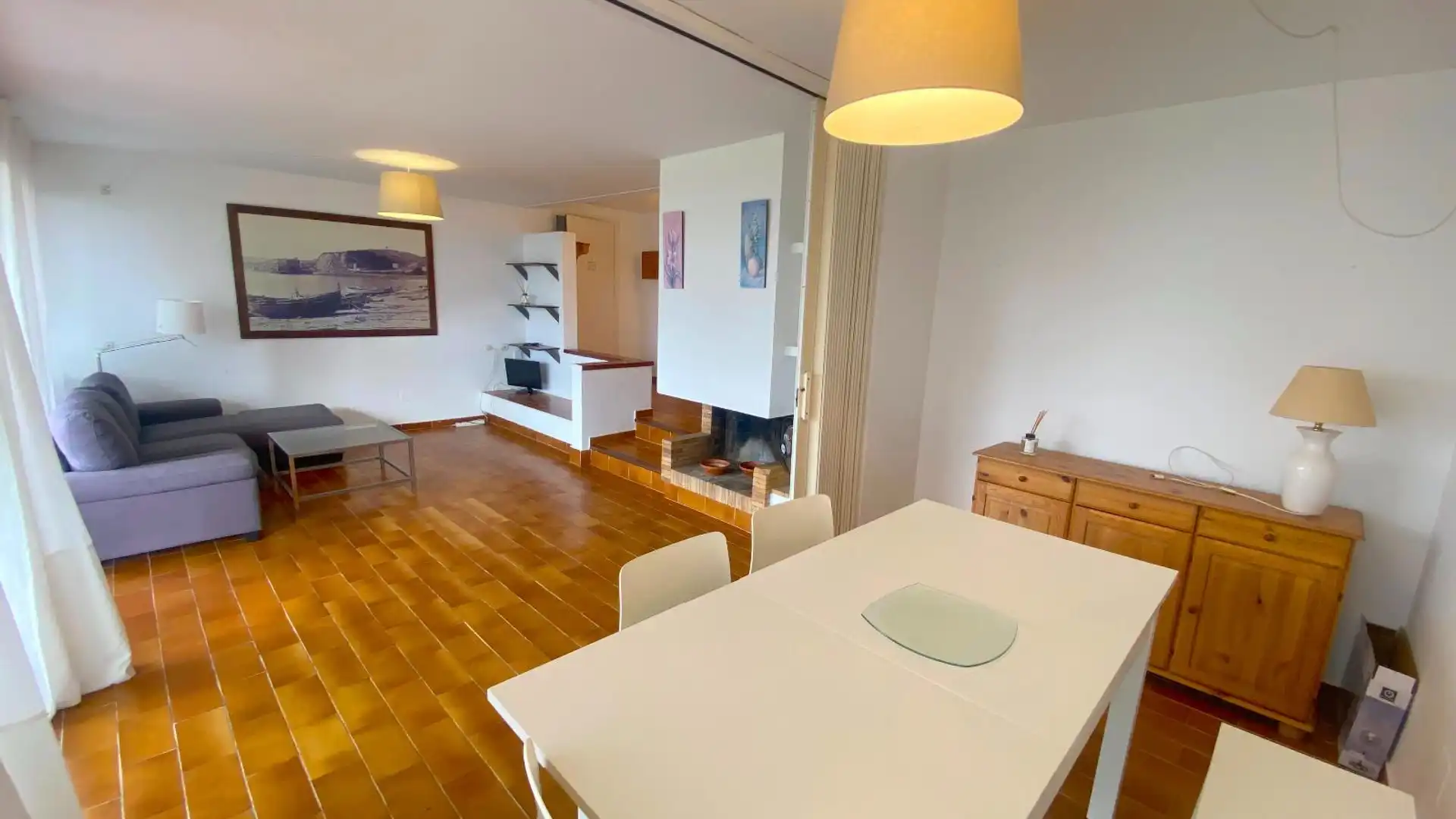 Sala de estar de Apartamento de alquiler en Palafrugell con Terraza, Piscina y Amueblado