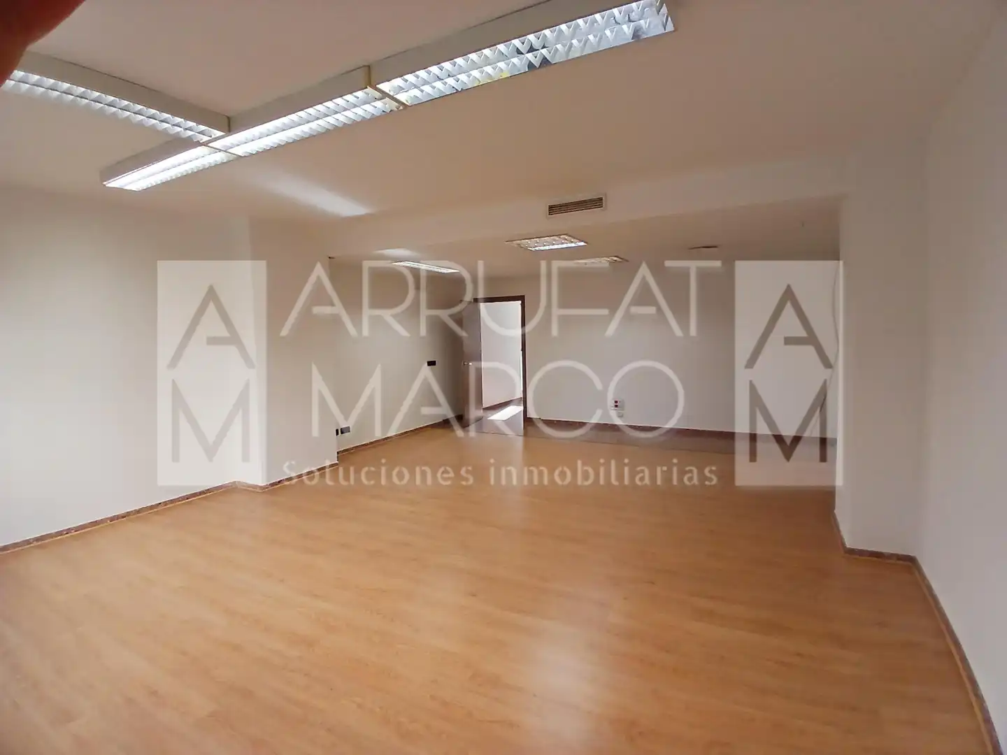 Büro zur Miete in Piscinas