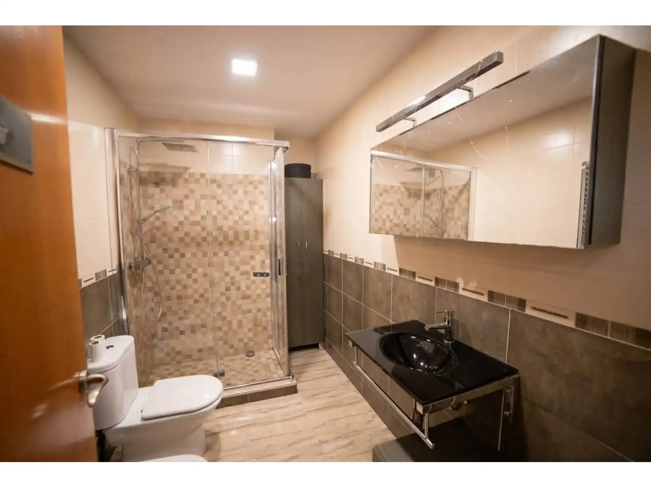 Baño de Piso en venta en Castellar del Vallès con Aire acondicionado, Calefacción y Terraza