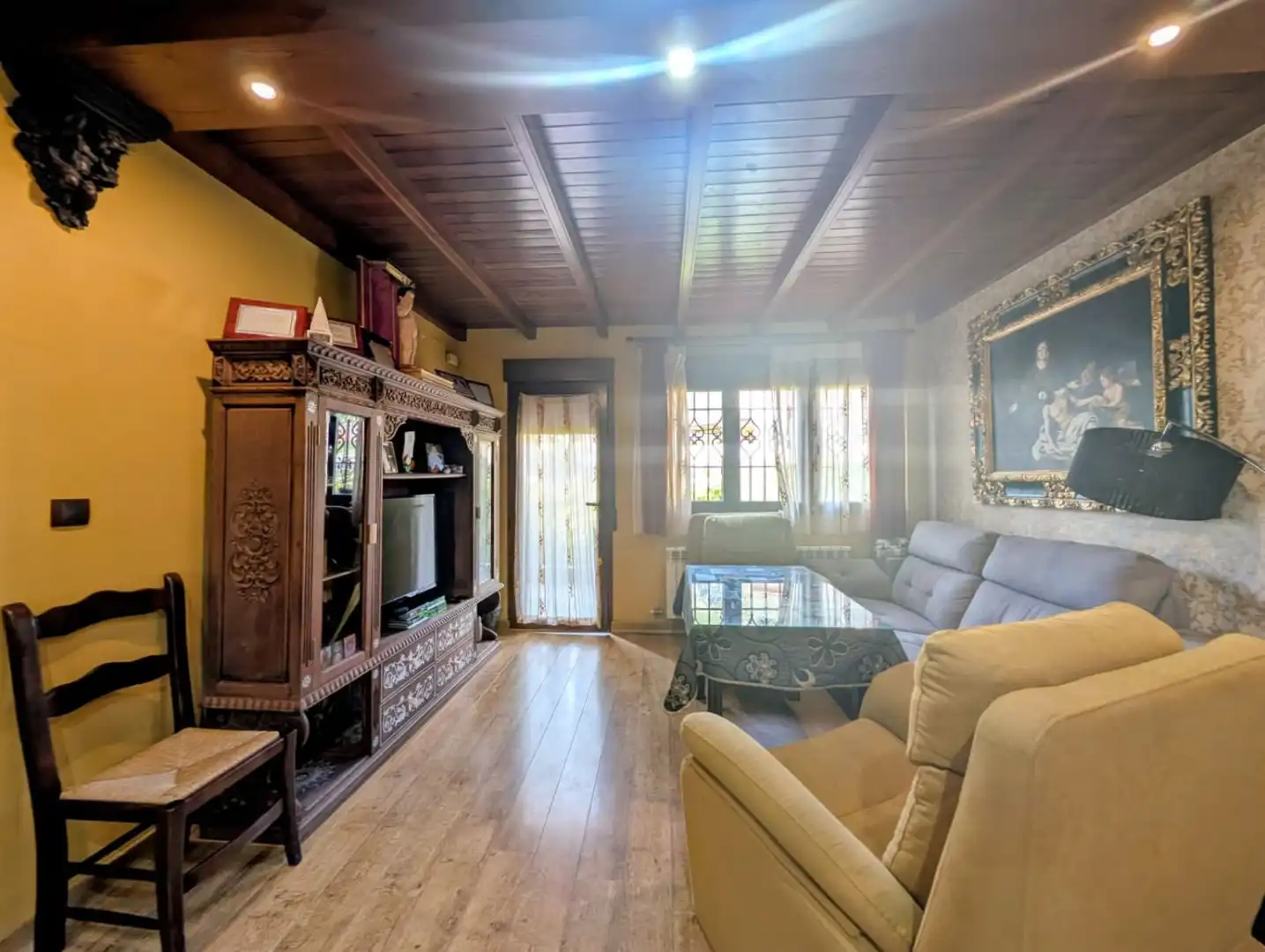 Sala d'estar de Casa o xalet en venda en Loja amb Calefacció i Jardí privat