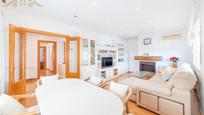 Living room of House or chalet for sale in Sevilla la Nueva  with Air Conditioner, Heating and Private garden