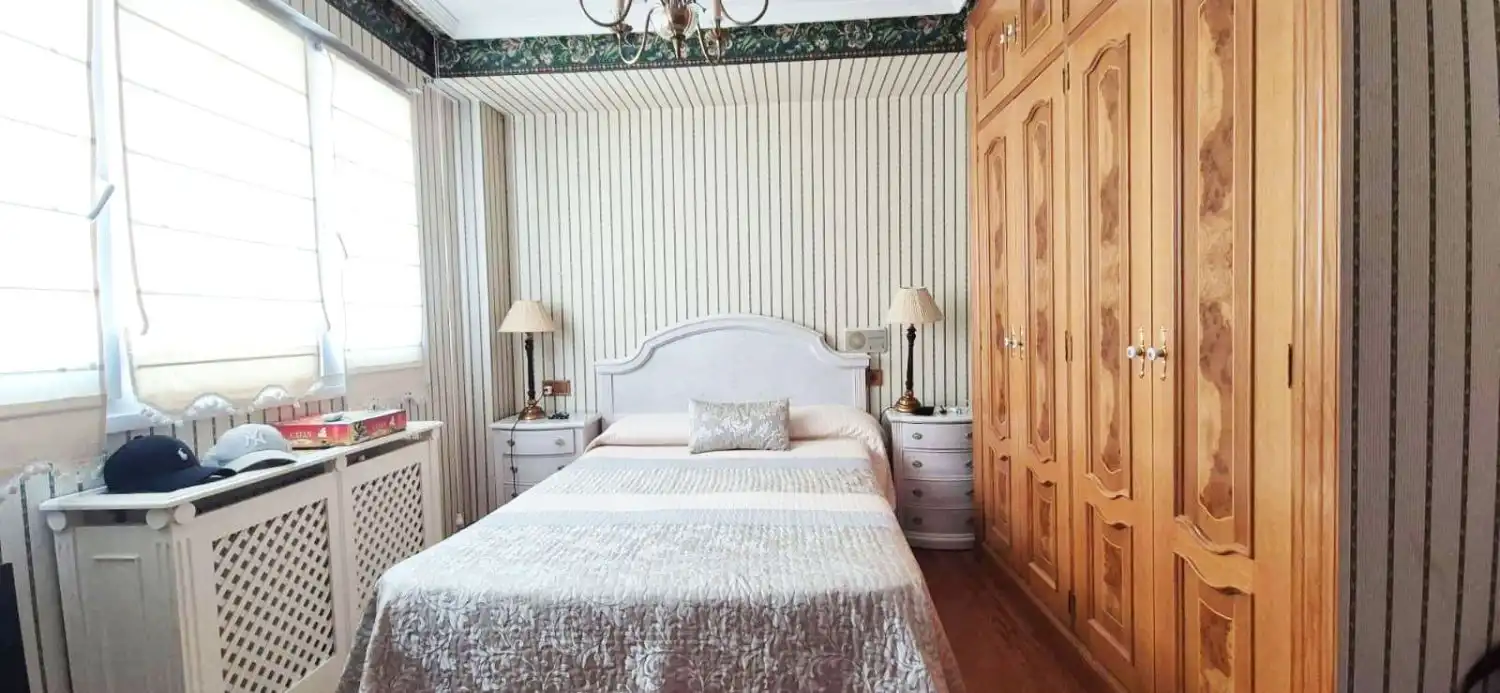 Habitación de Casa adosada en venta en Oñati con Calefacción y Terraza