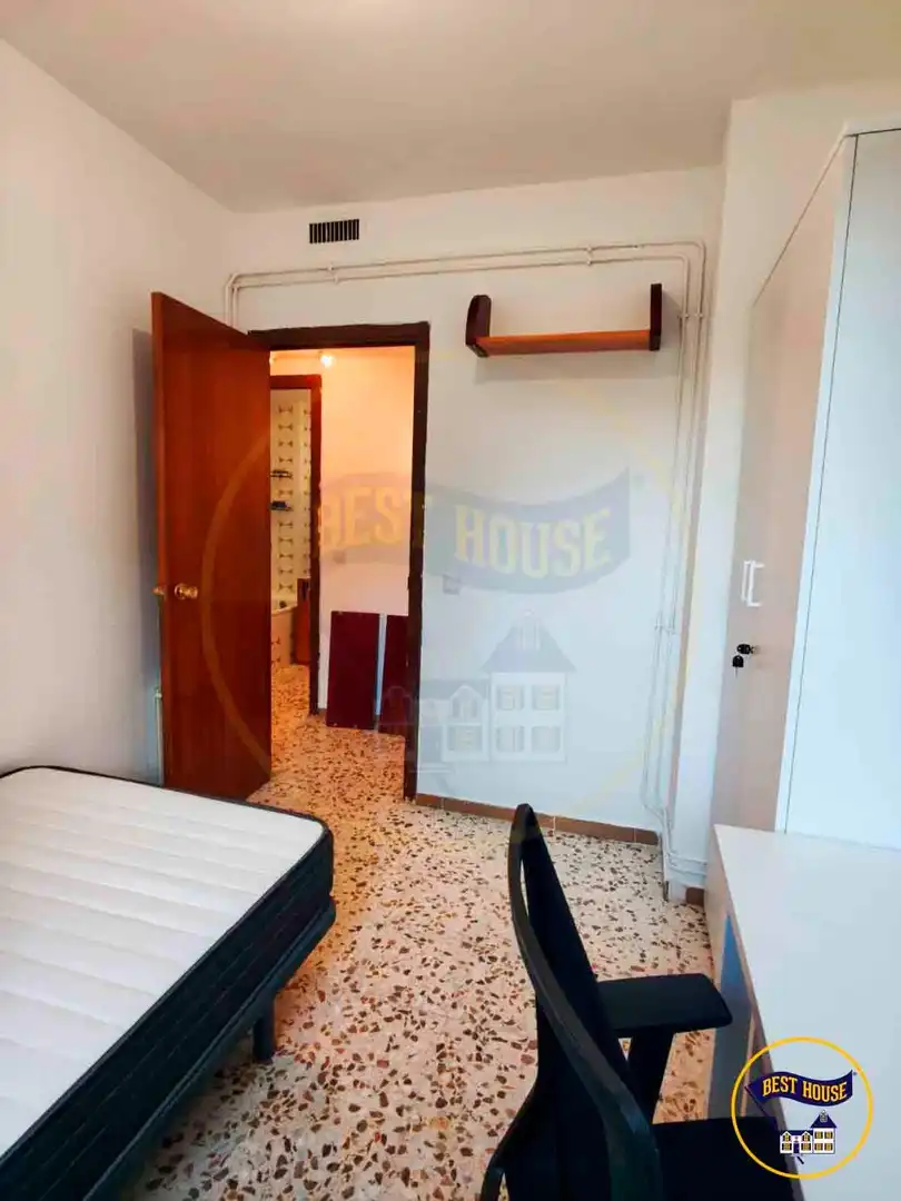 Flat for share in Cuenca  with Heating, Furnished and Balcony