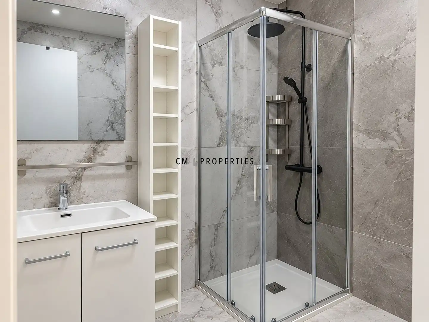 Badezimmer von Wohnung zur Miete in Benicalap