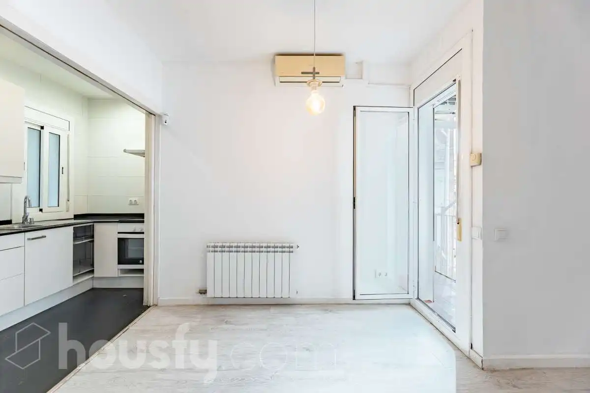 Appartamento con terrazza in vendita a Carrer de Provença ., imagen 9
