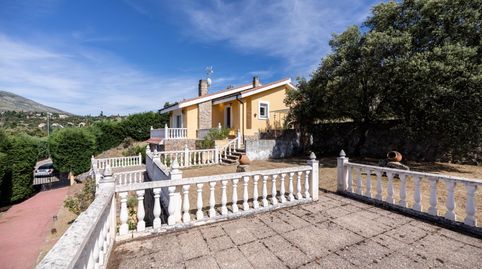 Foto 2 de Casa o xalet en venda a Avenida Avenida Bruselas, Los Ángeles de San Rafael, El Espinar
