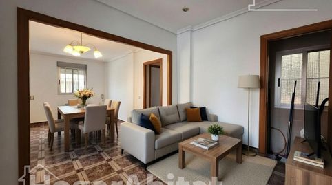 Foto 2 de Piso en venta en Calle de Nicolau de Monsoriú, El Cabanyal - El Canyamelar, Valencia Capital