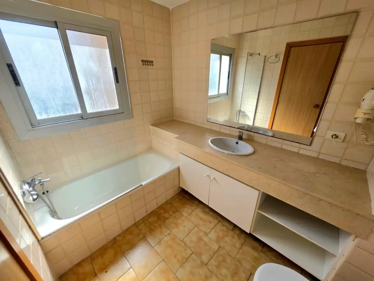 Bathroom of Apartments for sale in Benicasim / Benicàssim  with Air Conditioner, Terrace and Storage room