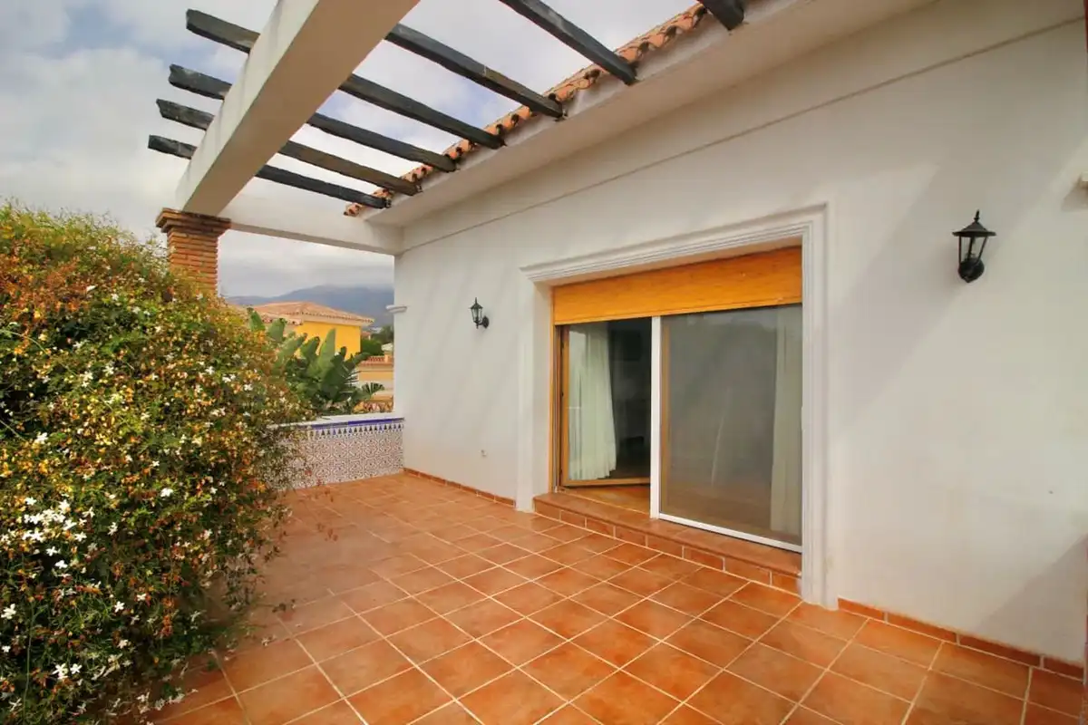 Chalet con piscina en venta en Arroyo de la Miel, imagen 6