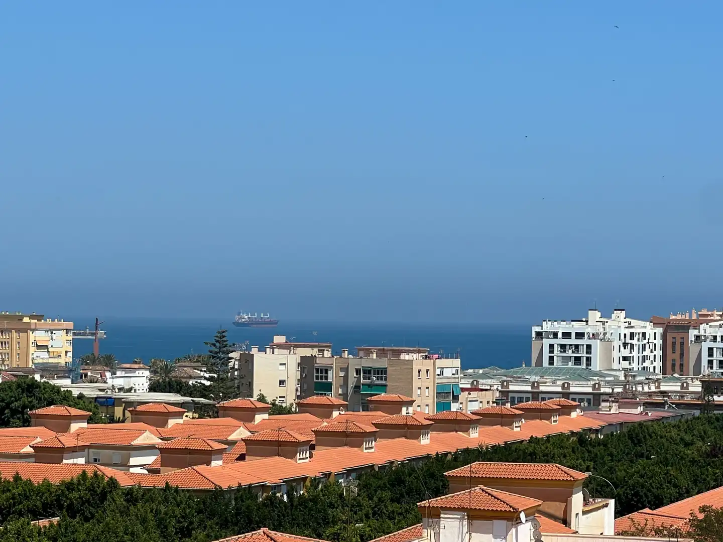Flat for rent in Calle Héroe de Sostoa, 194, La Luz - El Torcal