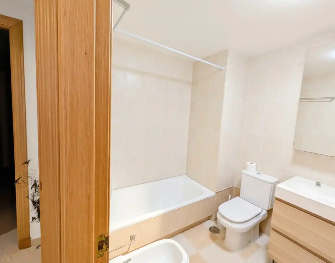 Flat with pool for sale in El Pinillo, imagen 9