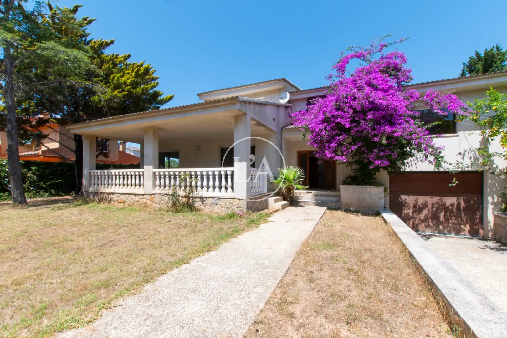 Vista exterior de Casa o xalet en venda en Cambrils amb Jardí privat, Terrassa i Traster