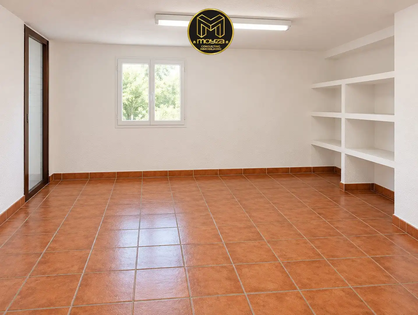 Detached house with garden for sale in Ctra. Circunvalación - La Magdalena, imagen 3