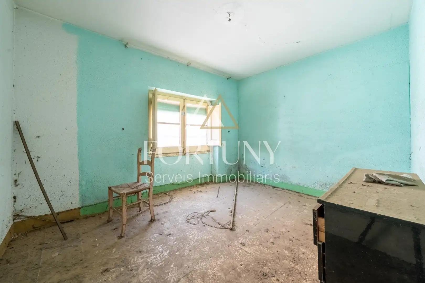 Edificio en venta en TORRES JORDI, L'Espluga de Francolí